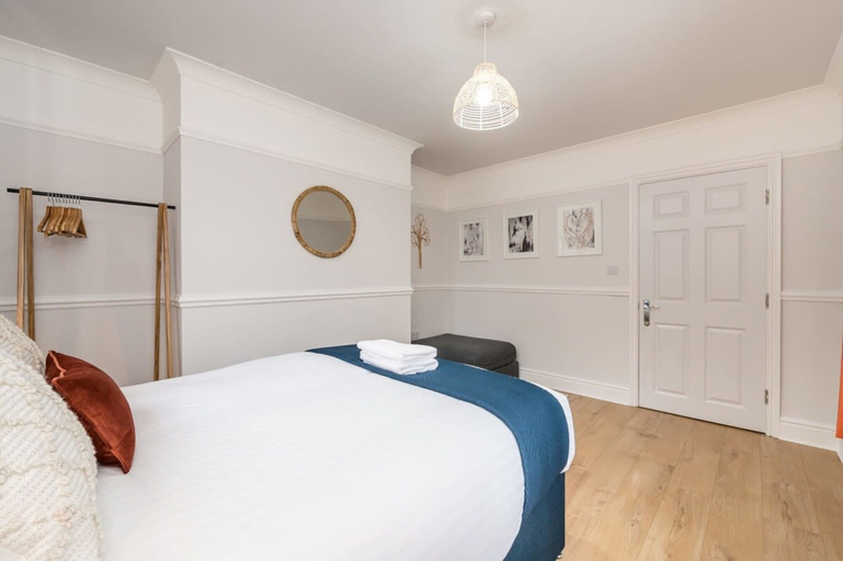 Bedroom 2, Host Apartments Seel Street Quarters, Sefton