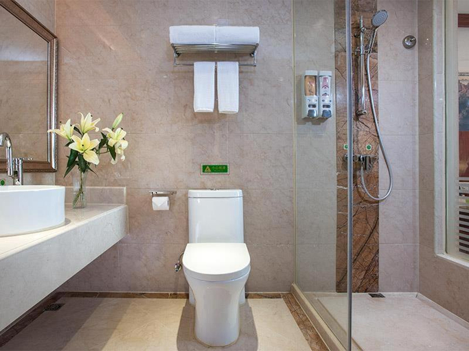 Bathroom 4, Vienna International Hotel Shaoguan Fengcai Tower Branch, Shaoguan