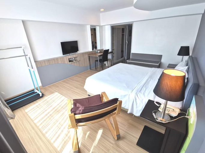 Bedroom 18