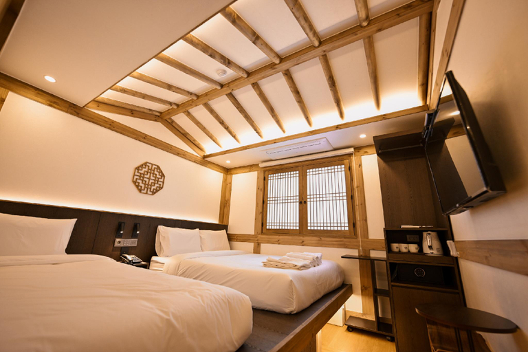 Bedroom 18