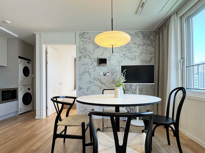 Dining Room 27
