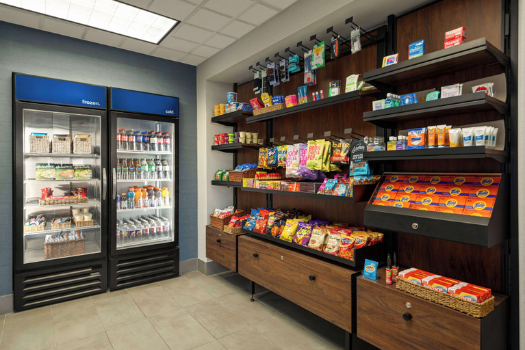 Food & Drinks 5, Hampton Inn & Suites San Marcos, Hays