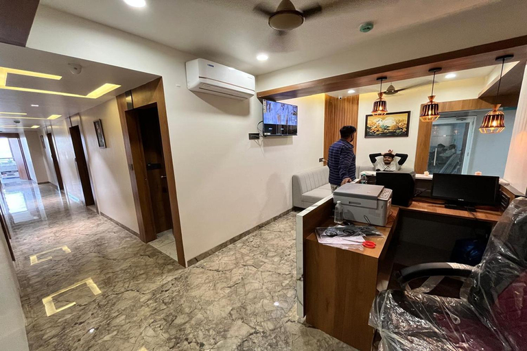 Public Area 2, Hotel Moon Light Isanpur Ahmedabad, Ahmadabad