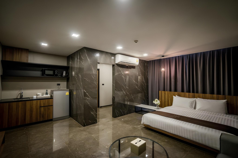 Bedroom 13