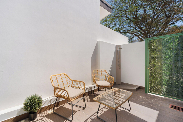 Others 4, Sophisticated Home with a Chic Design and a Private Terrace with a Plunge Pool, Carrillo