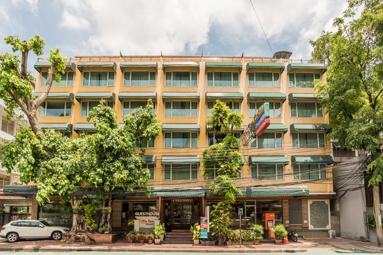 Exterior 10