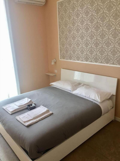 Bedroom 2, Amedeo Square, Napoli