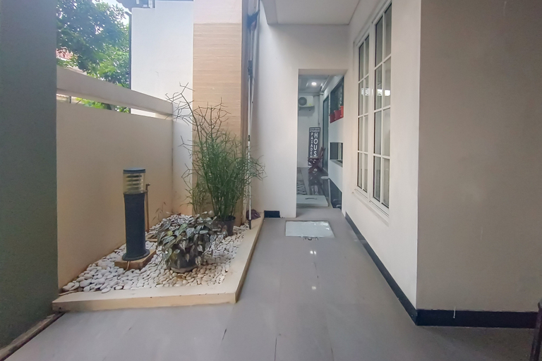 Others 4, Pasadena House Semarang Mitra RedDoorz, Semarang