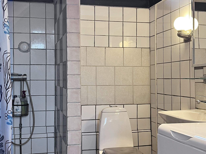 Bathroom, person holiday home in KLINTEHAMN-By Traum, Gotland