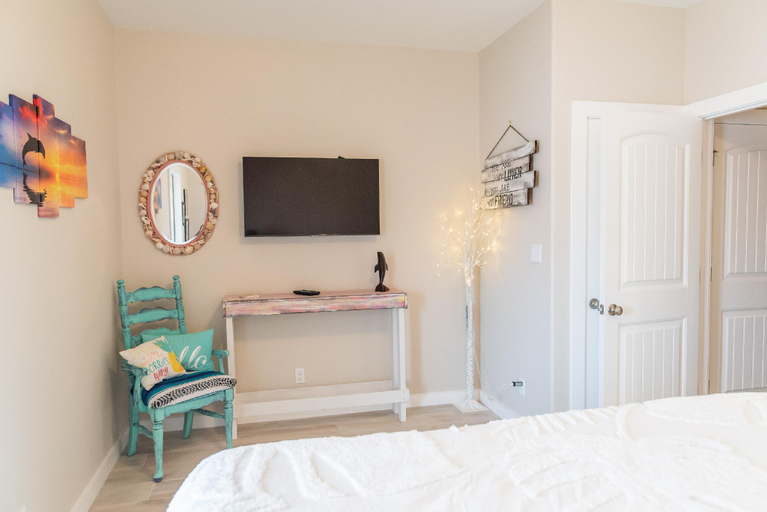 Bedroom 3, Soulshine, Nueces
