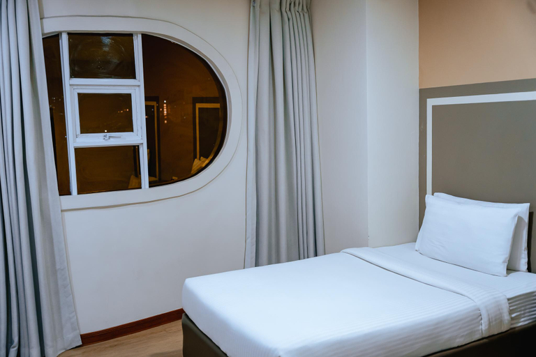 Bedroom 14