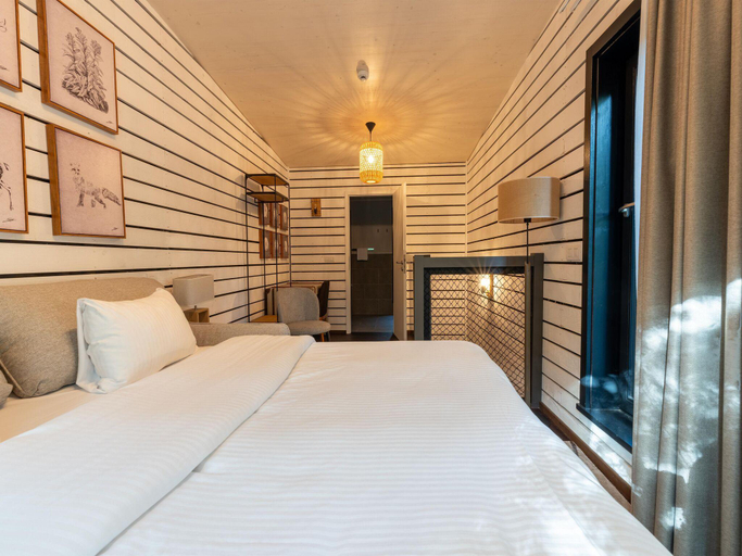 Bedroom 2, Nature Retreat for Four, Hainaut