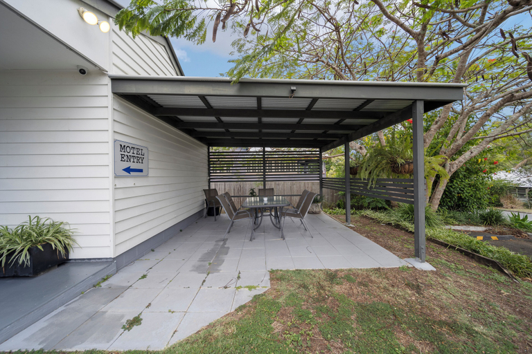 Others 4, Verandah Motel, Cooloola - Gympie only