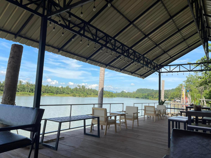 Food & Drinks 5, Huather Villa & Cafe, Lang Suan