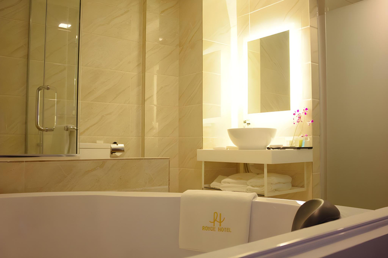 Others 4, BRYQS Hotel, Kuala Lumpur