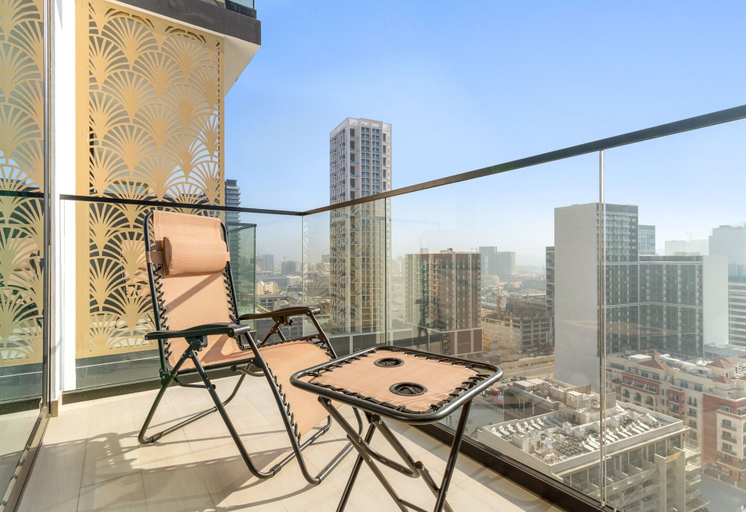 Room 2, Binghatti Onyx - 1413 1BD, Dubai