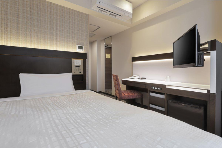 Bedroom 13