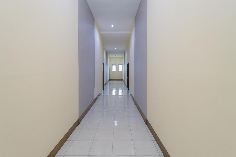 Public Area 2, RedDoorz Syariah @ Klojen Malang, Malang