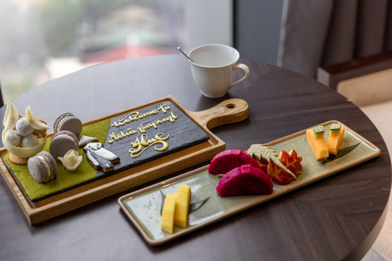 Food & Drinks 15