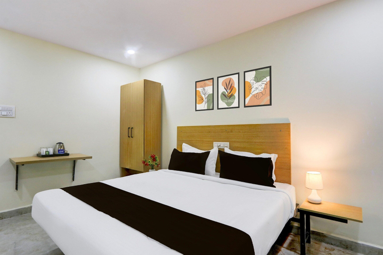 Room 5, Classic Hotel SV Royal Inn, Ranga Reddy