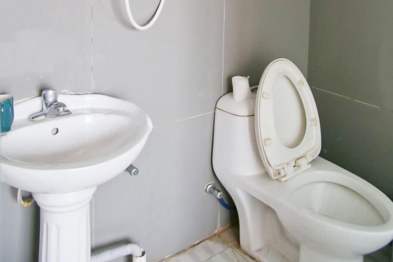 Bathroom 3, Guangde Sihai Hotel, Xuancheng
