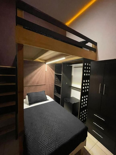 Others 4, RMS Hostal - Roma, Mexico City