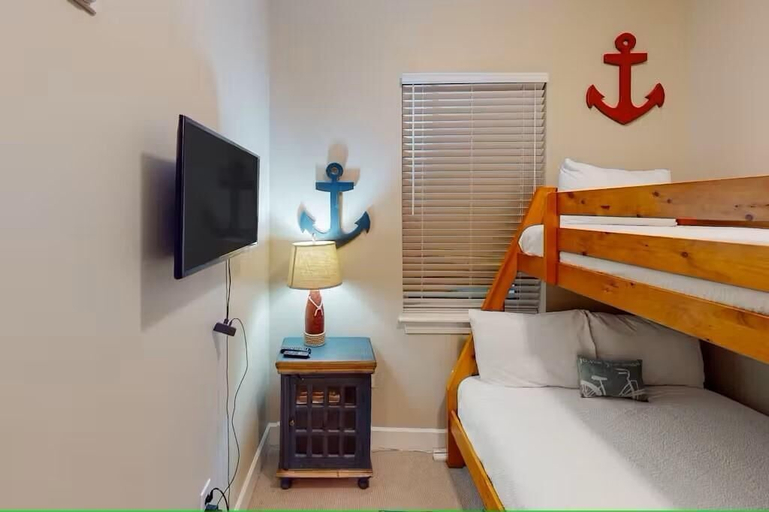 Others 3, Seagrove Highlands 1304, Walton