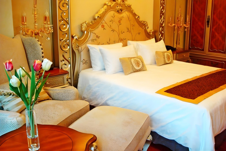 Bedroom 3, LK The Empress Pattaya, Pattaya
