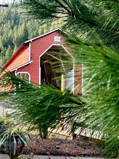 Exterior & Views 2, Westfir Lodge & Mountain Market, Lane
