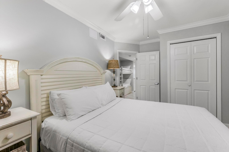 Others 4, Westwind 802, Baldwin