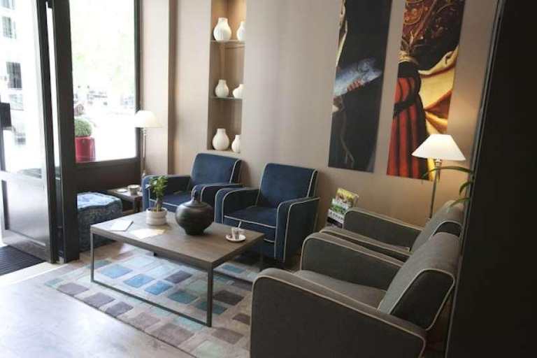 Public Area, Hôtel Cecyl Reims Centre, Marne