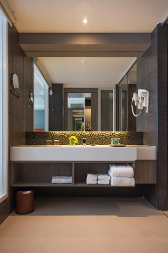 Bathroom 5