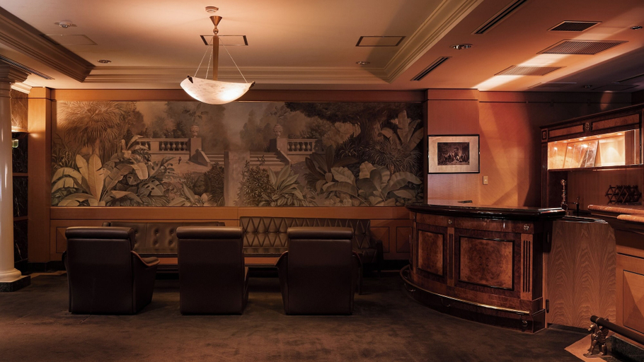 Food & Drinks 5, Mission Hills Hotel, Minano