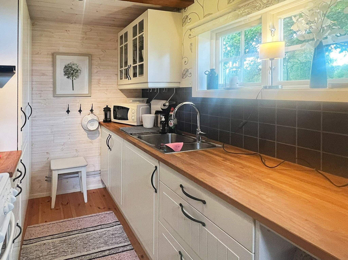 Others 3, person holiday home in LINNERYD, Växjö