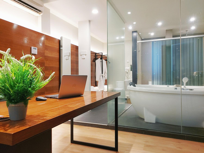 Bathroom 4, The Leverage Business Hotel Mergong, Kota Setar
