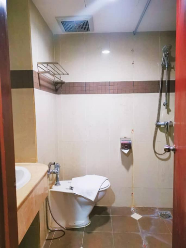 Bathroom 20