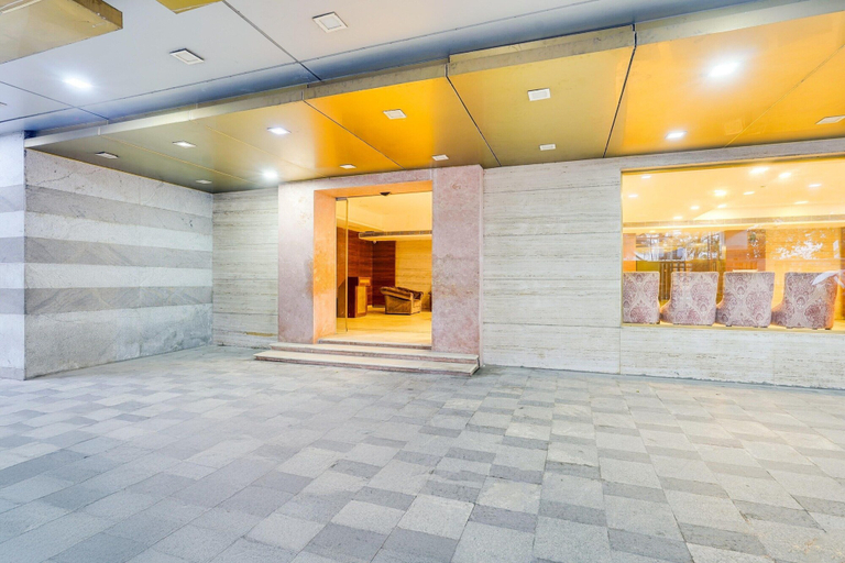 Reception 5, Luxury Urban Stays Near Chennai Airport, Kancheepuram
