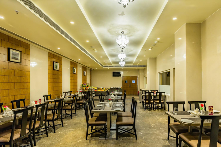 Food & Drinks 4, Quality Inn Ramachandra, Visakhapatnam
