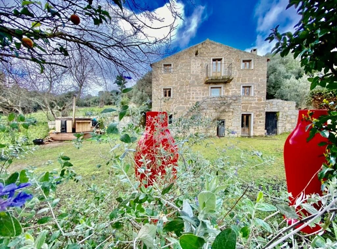 Others 4, Les Bergeries de Figari, Corse-du-Sud