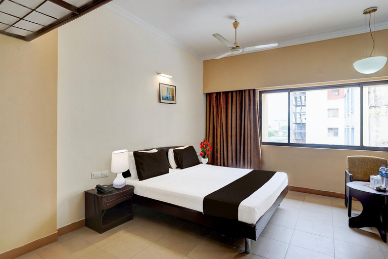 Room 2, Super Townhouse Koyambedu Royal Plaza, Chennai