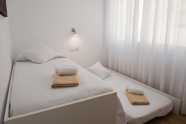 Room 4, Marina B4 4 pax in Els Poblets, Alicante