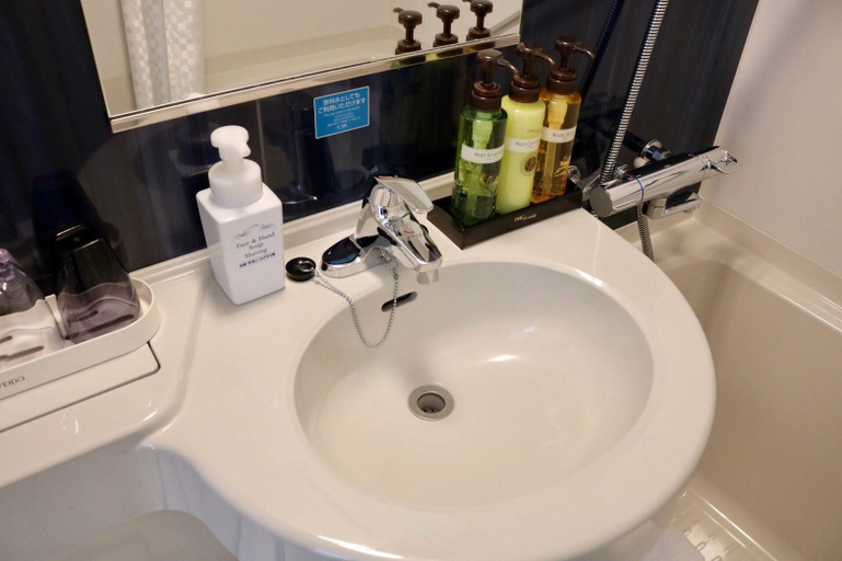 Bathroom 4, Keikyu EX Inn Akihabara, Taitō