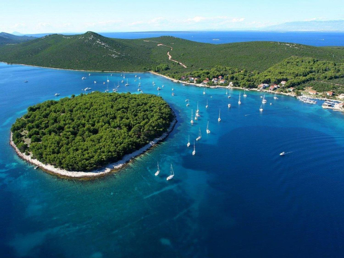 Others 4, Apartment in Molat near Brgulje Ferry Port, Sali