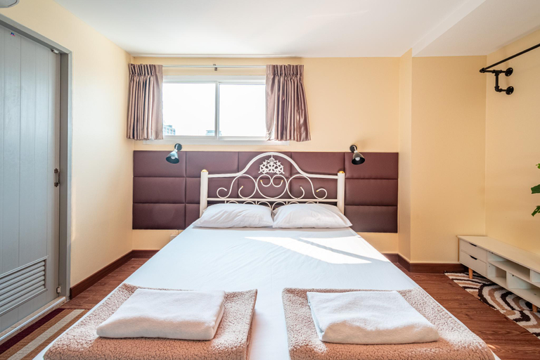 Bedroom 16