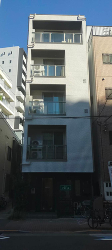Exterior 12