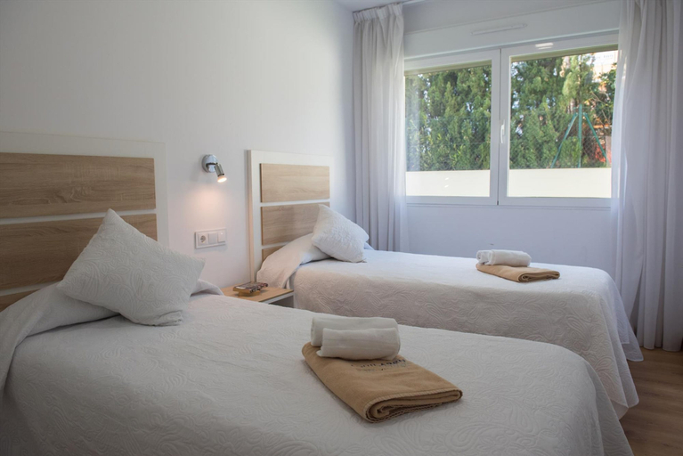 Room 2, Marina B4 4 pax in Els Poblets, Alicante