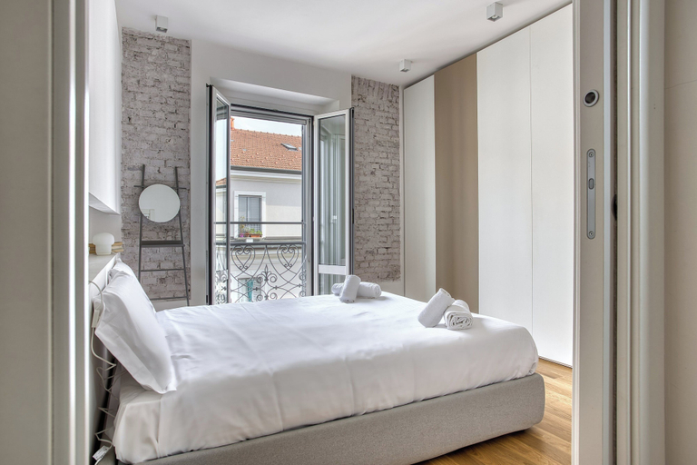 Others 4, Modern Flat Near Historic Castle, Milano