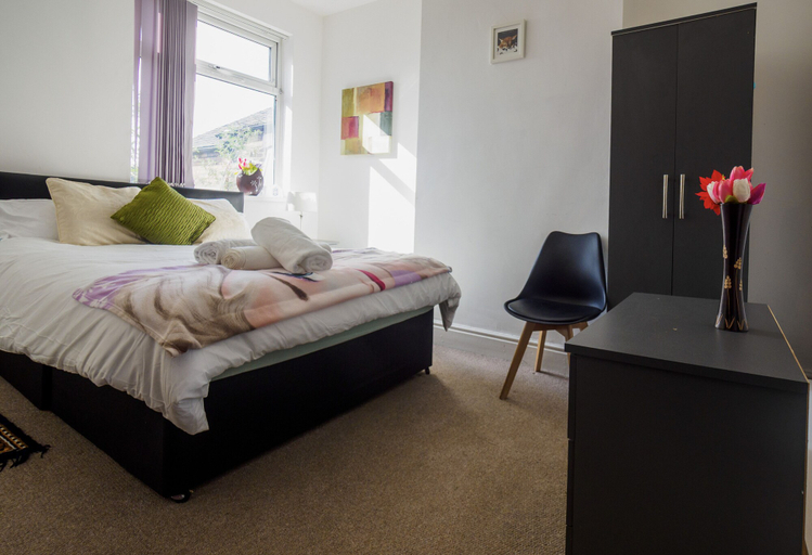 Bedroom 4, WoodHus Lodge Large Double Room 3, Stoke-on-Trent