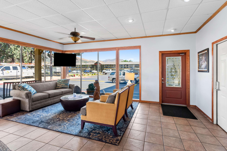 Public Area 3, Best Western Miner's Inn, Siskiyou