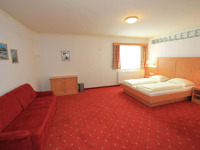 Bedroom, Apartment Stumm near Zillertal Ski Slopes, Schwaz